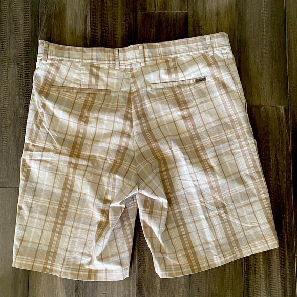 Greg Norman shorts - Picture 2 of 5